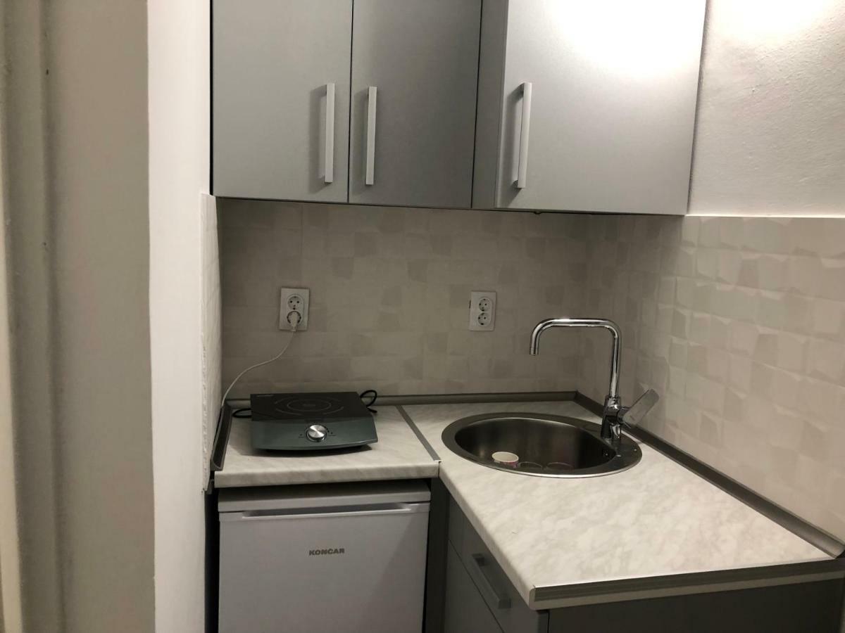 Piccolo Apartment Нови Сад Екстериор снимка